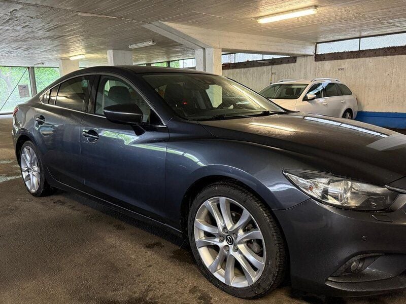Grå Begagnad 2013 Mazda 6 Sedan | 99 000 kr (Bra pris) - Bild 1/4