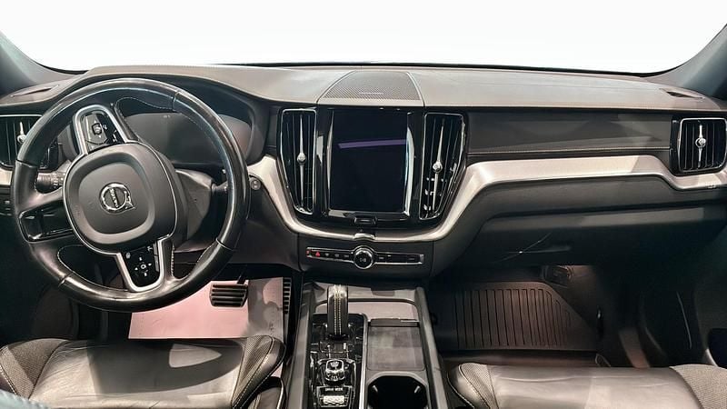 Begagnad Volvo XC60 R-Design 392 HK (288 kW) 2020 Svart SUV