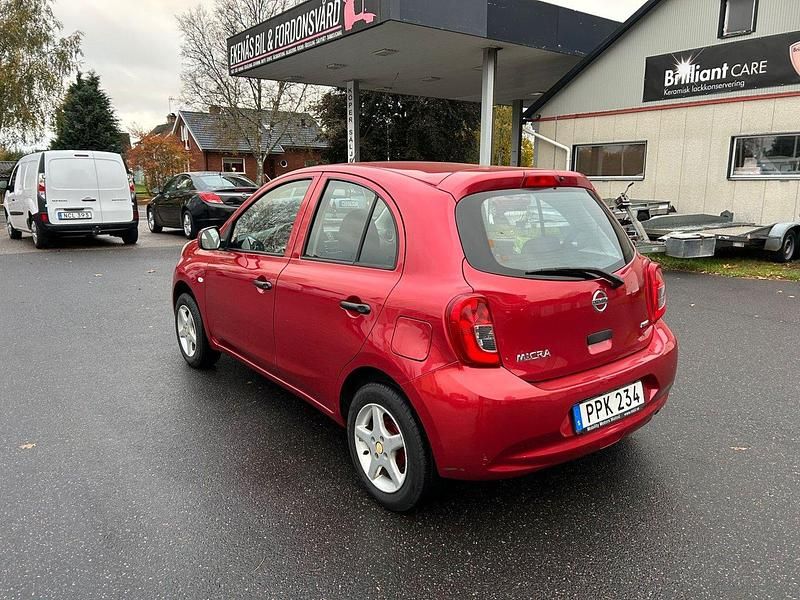 Röd Begagnad 2014 Nissan Micra Halvkombi | 39 900 kr (Marknadspris) - Bild 1/4
