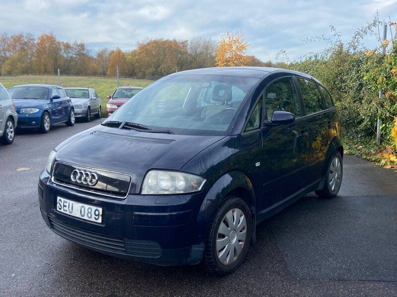 Blå Begagnad 2000 Audi A2 Halvkombi | 18 900 kr - Bild 1/2