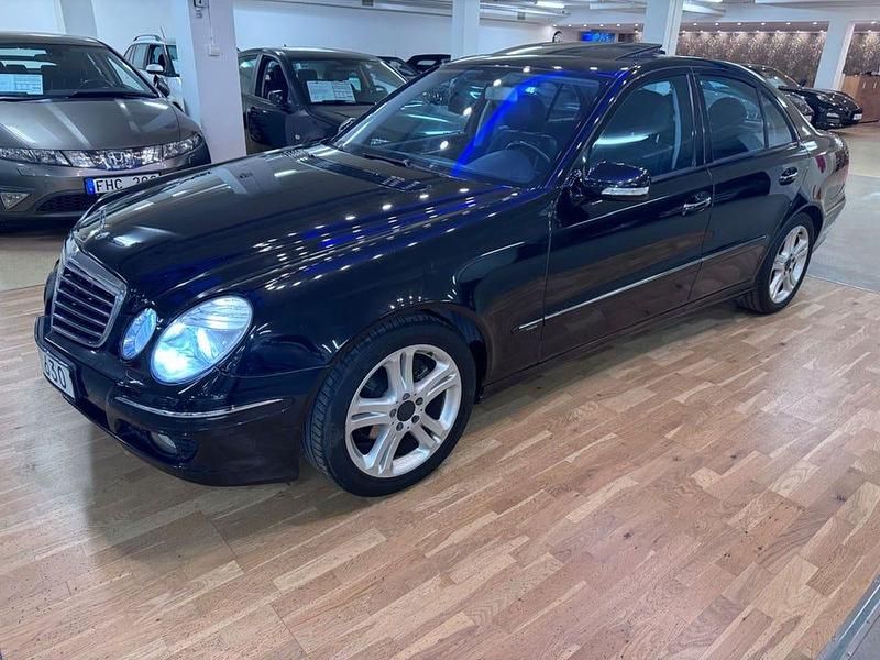 Begagnad Mercedes E200 Avantgarde 184 HK (135 kW) 2008 Svart Sedan