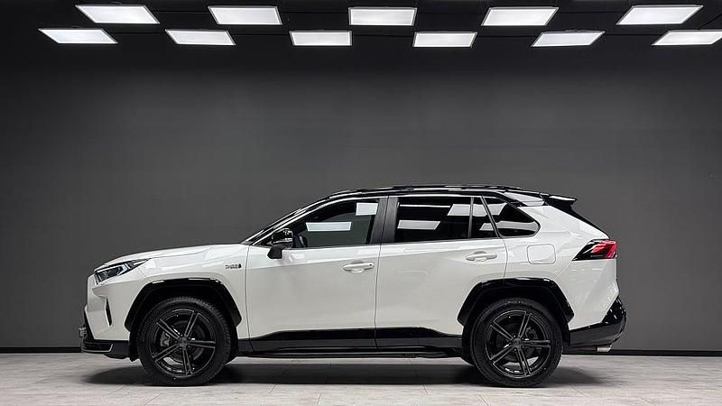 Begagnad Toyota RAV4 Hybrid Premium 185 HK (136 kW) 2020 Vit SUV
