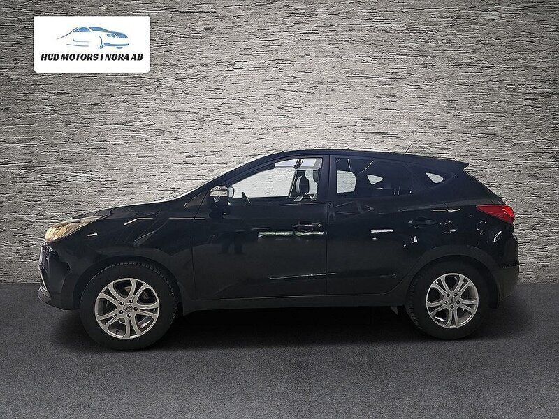 Svart Begagnad 2011 Hyundai ix35 SUV | 69 000 kr (Marknadspris) - Bild 1/4
