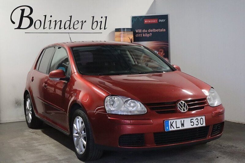 Röd Begagnad 2008 VW Golf VI Halvkombi | 39 800 kr (Marknadspris) - Bild 1/4