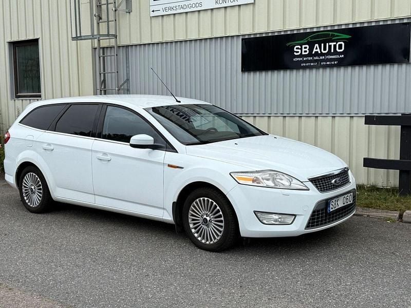 Vit Begagnad 2009 Ford Mondeo Titanium Kombi | 26 990 kr - Bild 1/4