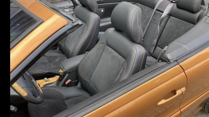 Grå Begagnad 2002 Volvo C70 Cab | 129 000 kr - Bild 1/4
