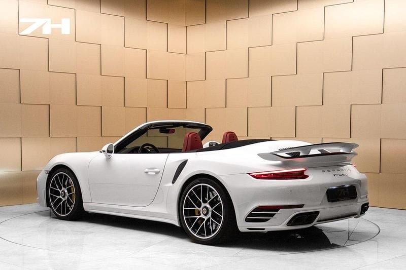 Begagnad Porsche 911 Turbo S Cabriolet 580 HK (426 kW) 2018 Cab