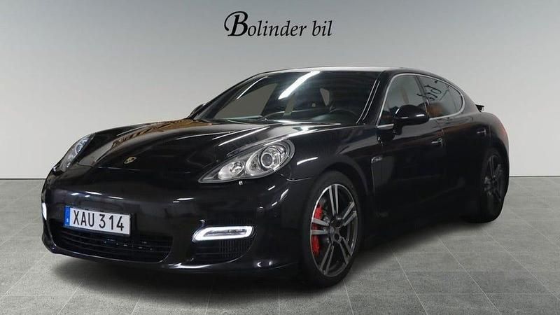 Begagnad Porsche Panamera Turbo 500 HK (367 kW) 2012 Svart Sedan