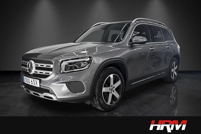 Mörkgrå Begagnad 2022 Mercedes GLB200 Premium SUV | 349 900 kr (Bra pris) - Bild 1/4