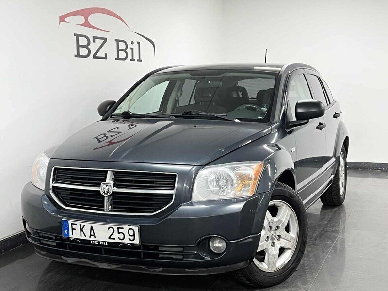 Mörkblå Begagnad 2007 Dodge Caliber SUV | 39 900 kr (Dyr) - Bild 1/4