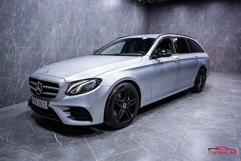 Begagnad Mercedes E220 AMG line 194 HK (142 kW) 2016 Silver Kombi