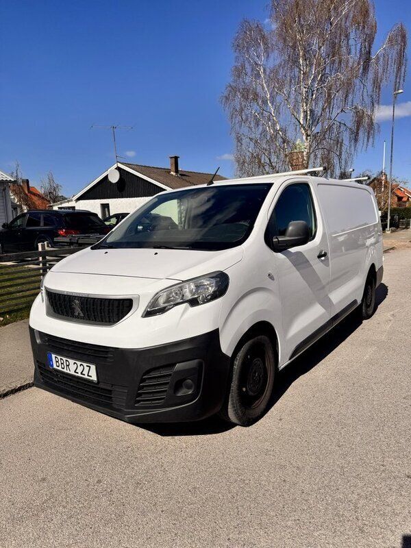 Vit Begagnad 2019 Peugeot Expert Van | 146 000 kr (Bra pris) - Bild 1/4