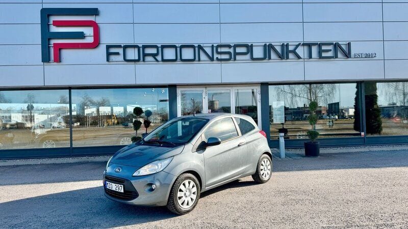 Grå Begagnad 2012 Ford Ka Titanium Halvkombi | 49 900 kr (Lite dyr) - Bild 1/4