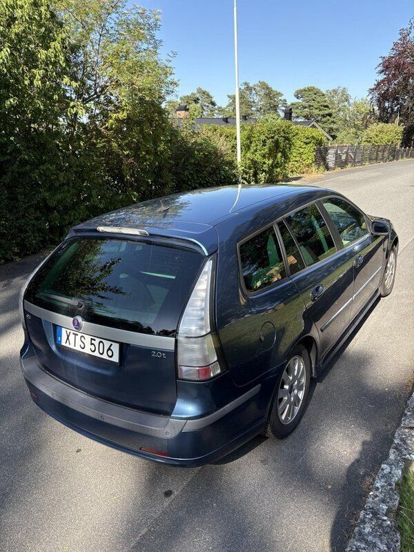 Blå Begagnad 2006 Saab 9-3 Vector Kombi | 34 900 kr (Marknadspris) - Bild 1/4