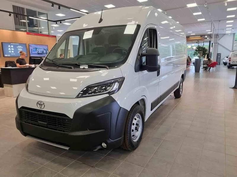 Vit Ny 2024 Toyota Proace Van | 599 000 kr - Bild 1/1