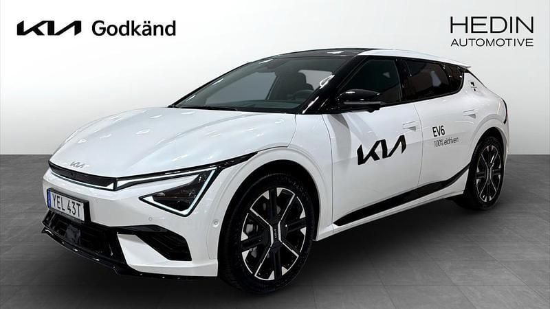 Vit (white) Begagnad 2025 Kia EV6 2 SUV | 733 300 kr - Bild 1/4