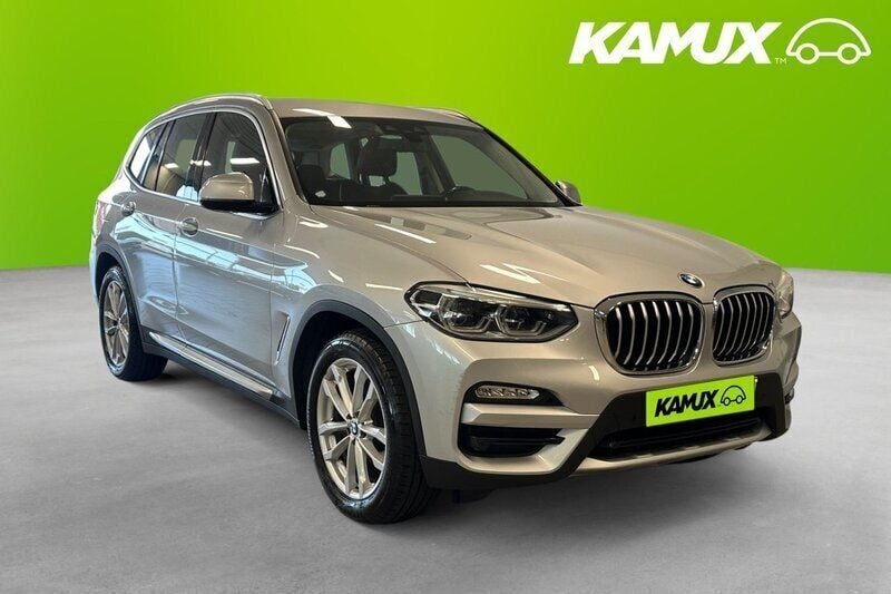 Silver/grå Begagnad 2019 BMW X3 SUV | 299 900 kr (Bra pris) - Bild 1/4