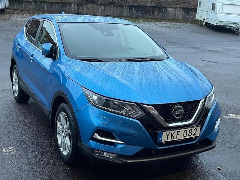 Blå Begagnad 2018 Nissan Qashqai SUV | 114 900 kr (Bra pris) - Bild 1/4