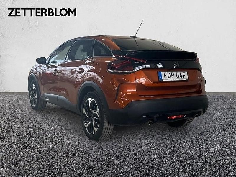 Begagnad Citroën C4 Shine 155 HK (114 kW) 2021 Orangemetallic Halvkombi