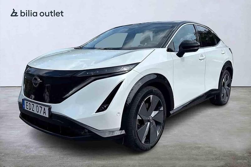 Vit Begagnad 2023 Nissan Ariya SUV | 429 900 kr - Bild 1/1