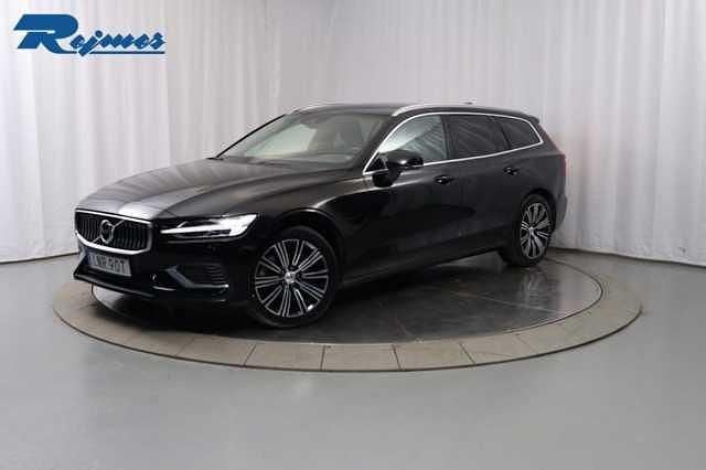 Svart Begagnad 2021 Volvo V60 Inscription Kombi | 319 900 kr (Marknadspris) - Bild 1/4