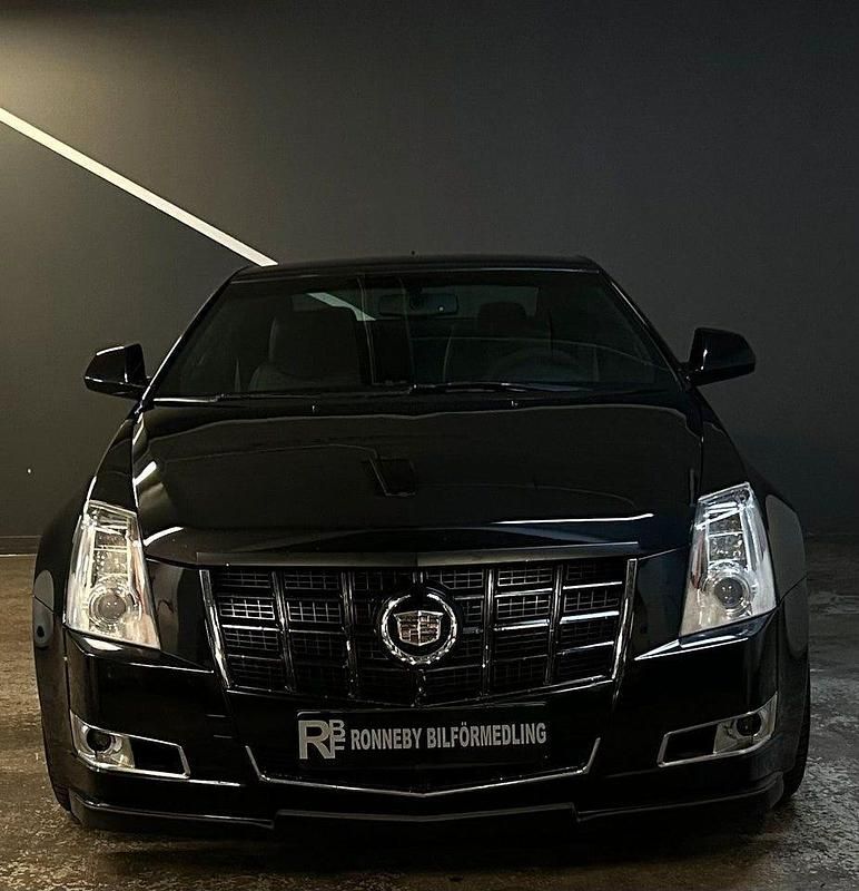 Begagnad Cadillac CTS 323 HK (237 kW) 2012 Svart Sportkupé