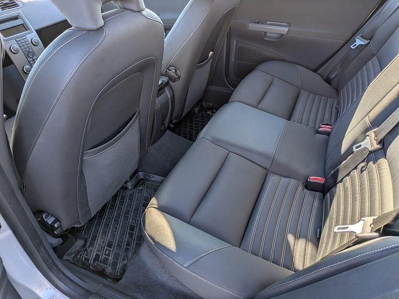 Begagnad Volvo V50 109 HK (80 kW) 2009 Kombi