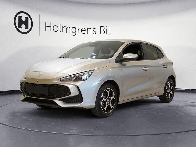 Begagnad MG MG3 102 HK (75 kW) 2024 Grå/silver Halvkombi