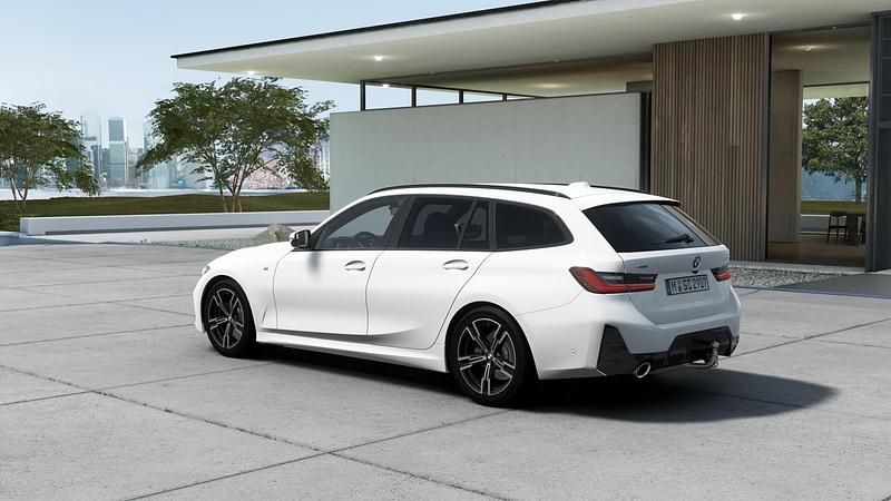 Ny BMW 320 Comfort Edition 2026 Vit Kombi