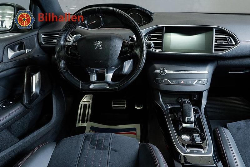 Begagnad Peugeot 308 GT-line 131 HK (96 kW) 2019 Blå Halvkombi