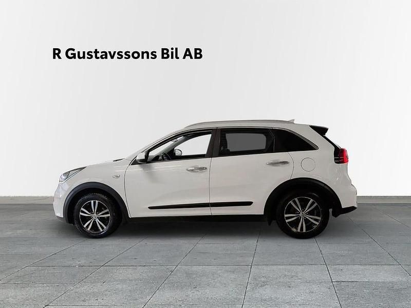 Begagnad Kia Niro Advance 143 HK (105 kW) 2018 Vit SUV
