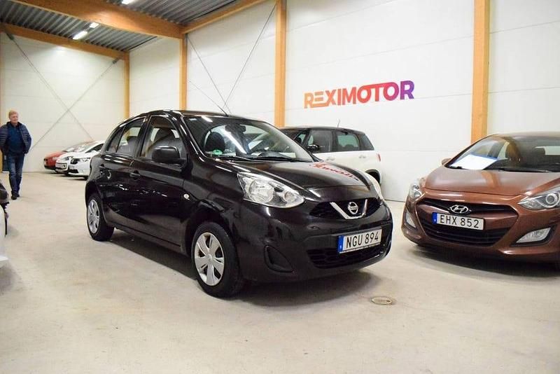 Svart Begagnad 2016 Nissan Micra Halvkombi | 74 900 kr (Marknadspris) - Bild 1/4
