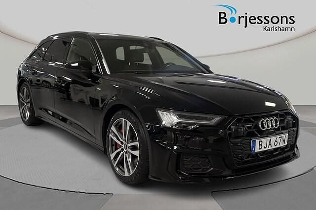 Brilliantsvart Begagnad 2023 Audi A6 S-Line Kombi | 589 000 kr (Dyr) - Bild 1/4