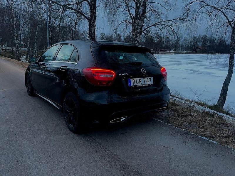 Begagnad Mercedes A180 122 HK (89 kW) 2018