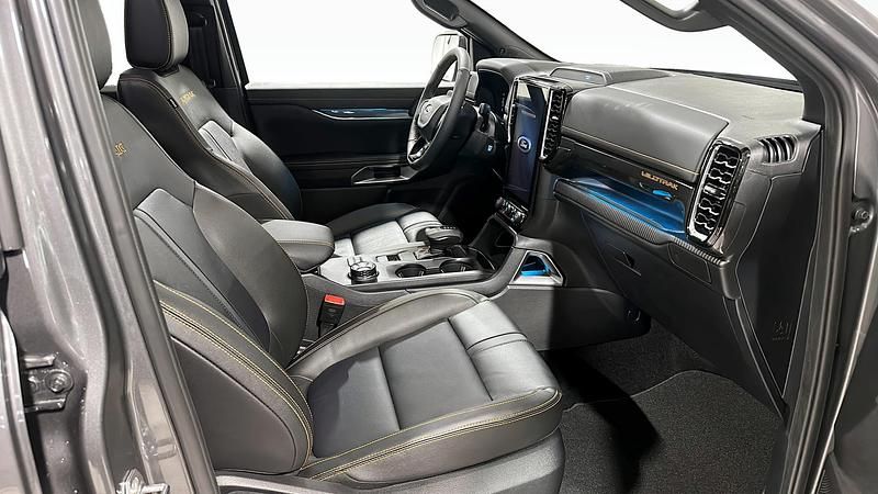 Begagnad Ford Ranger 280 HK (205 kW) 2026 Grå Pickup