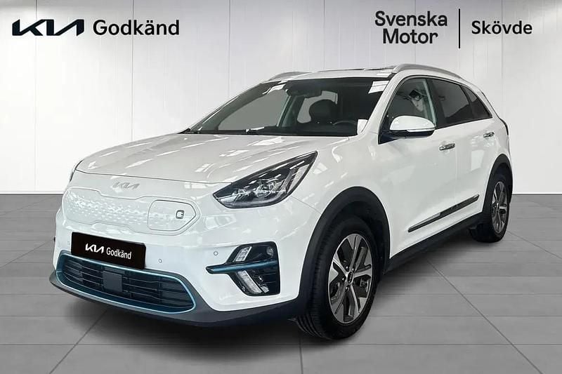 Vit Begagnad 2022 Kia e-Niro Advance SUV | 259 200 kr (Marknadspris) - Bild 1/4