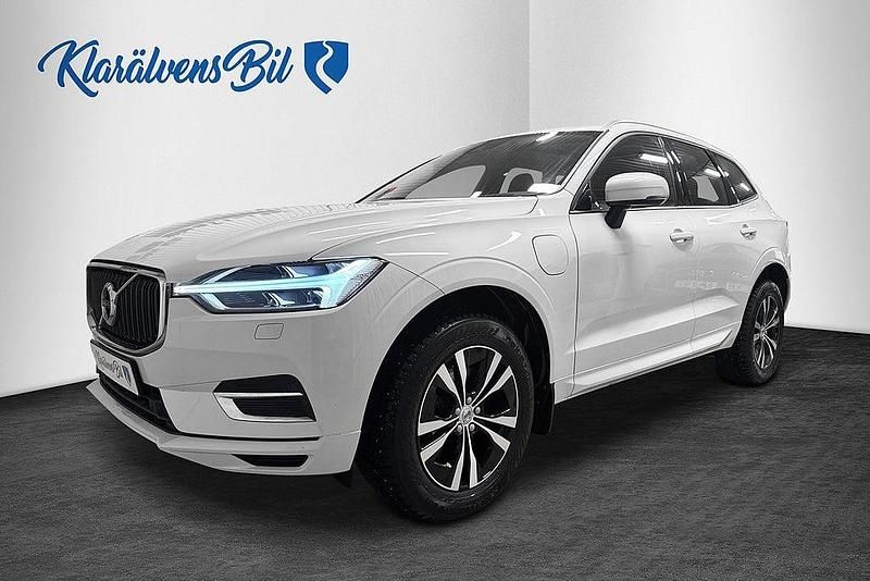 Vit Begagnad 2020 Volvo XC60 Momentum SUV | 339 900 kr (Superpris) - Bild 1/4