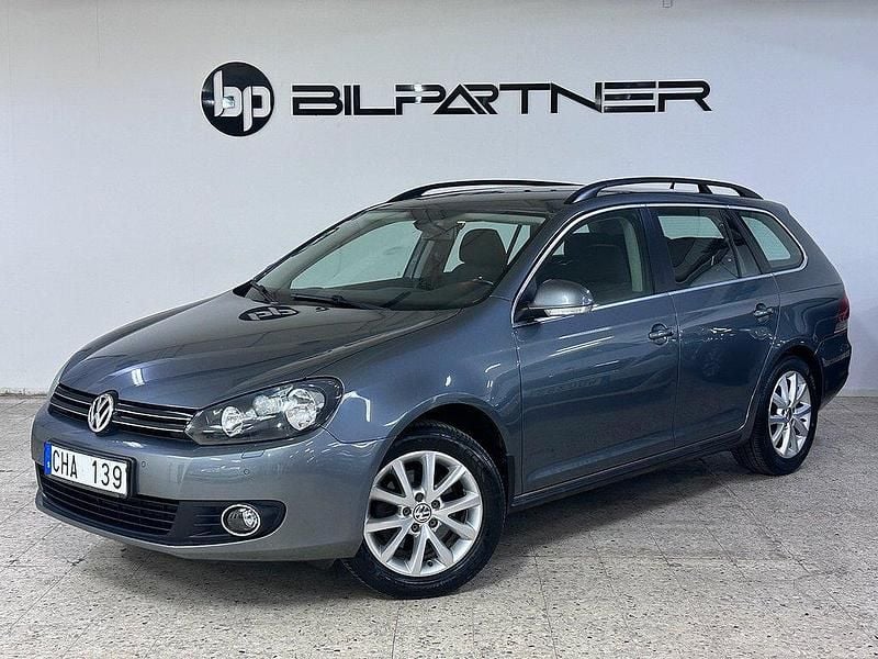 Mörkgrå Begagnad 2010 VW Golf VI Kombi | 98 900 kr (Lite dyr) - Bild 1/4
