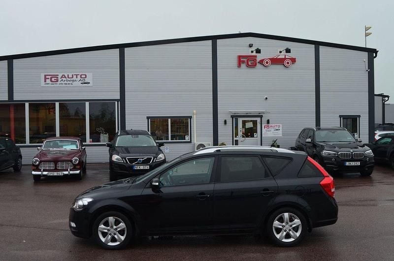 Svart Begagnad 2010 Kia Ceed Sportswagon Kombi | 39 000 kr (Bra pris) - Bild 1/4