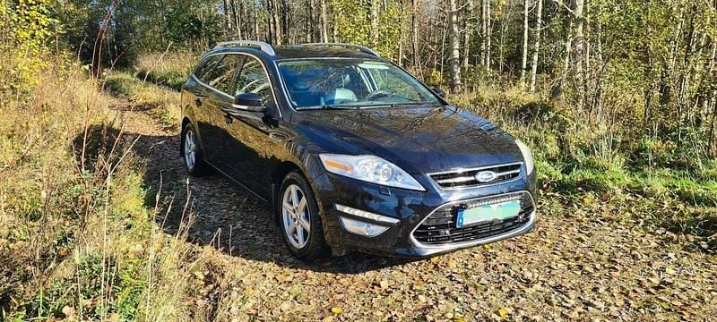 Svart Begagnad 2011 Ford Mondeo Business Edition Kombi | 39 000 kr (Marknadspris) - Bild 1/4