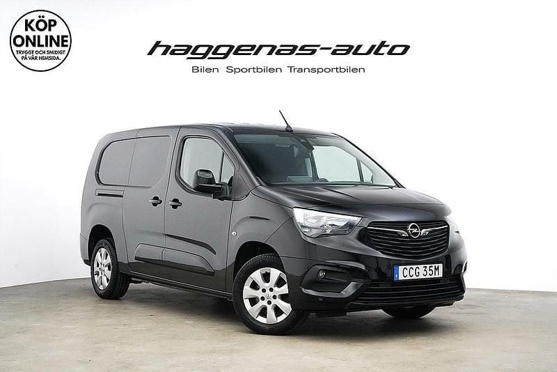 Begagnad Opel Combo 131 HK (96 kW) 2022 Svart Minibuss