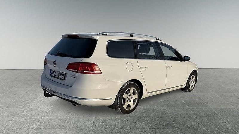 Begagnad VW Passat GT 173 HK (127 kW) 2012 Vit Kombi