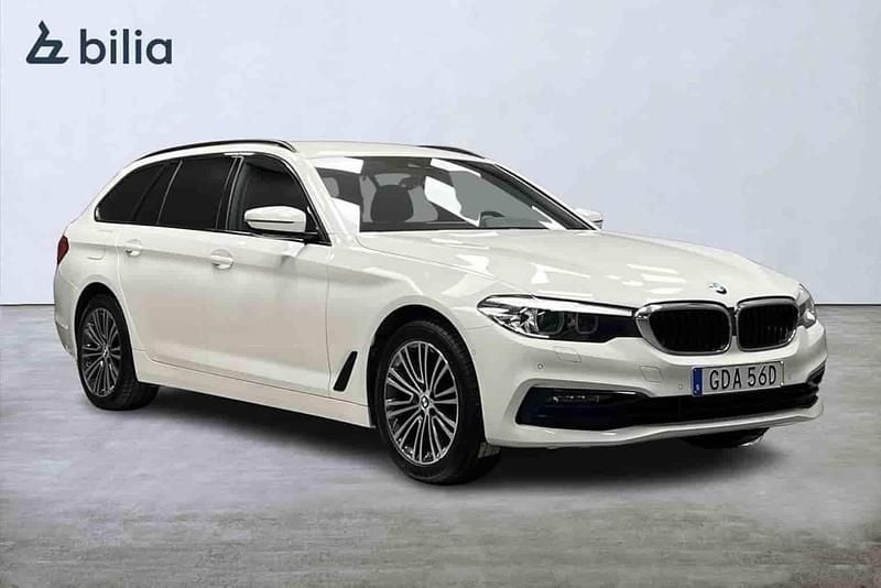 Vit Begagnad 2019 BMW 520 Kombi | 289 000 kr (Bra pris) - Bild 1/1