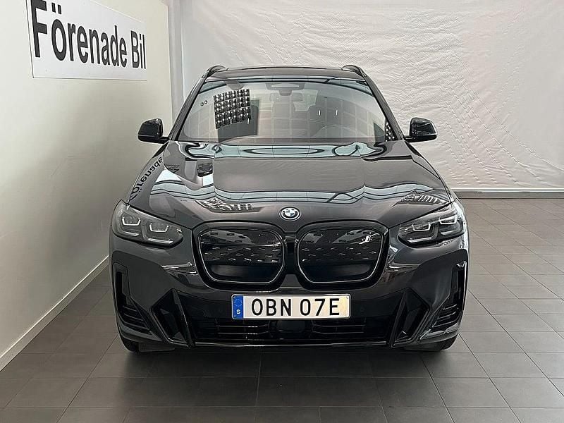 Begagnad BMW iX3 M Sport 210 kW (286 HK) 2024 Sophistogrå metallic SUV