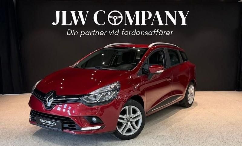 Röd Begagnad 2018 Renault Clio GrandTour Kombi | 98 000 kr (Marknadspris) - Bild 1/4