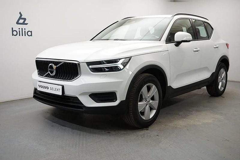 Begagnad Volvo XC40 151 HK (111 kW) 2019 Vit SUV
