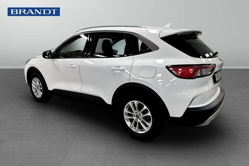 Begagnad Ford Kuga Titanium 228 HK (167 kW) 2023 Vit SUV