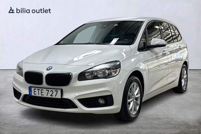 Vit Begagnad 2015 BMW 218 Gran Tourer Advantage Minibuss | 179 900 kr (Dyr) - Bild 1/3