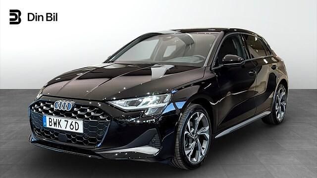 Brilliantsvart Begagnad 2025 Audi A3 Proline Sedan | 329 000 kr (Lite dyr) - Bild 1/4