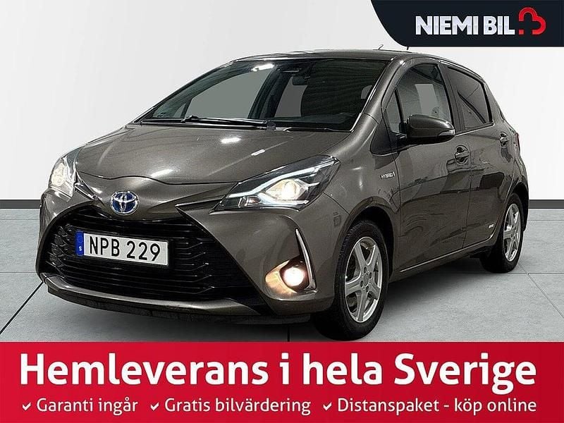 Begagnad Toyota Yaris Hybrid Edition 101 HK (74 kW) 2017 Mörkgrå Halvkombi